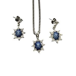 VTG 1970 Faux Blue Star Sapphire Rhinestone 18" Silver Tone Necklace & Earrings